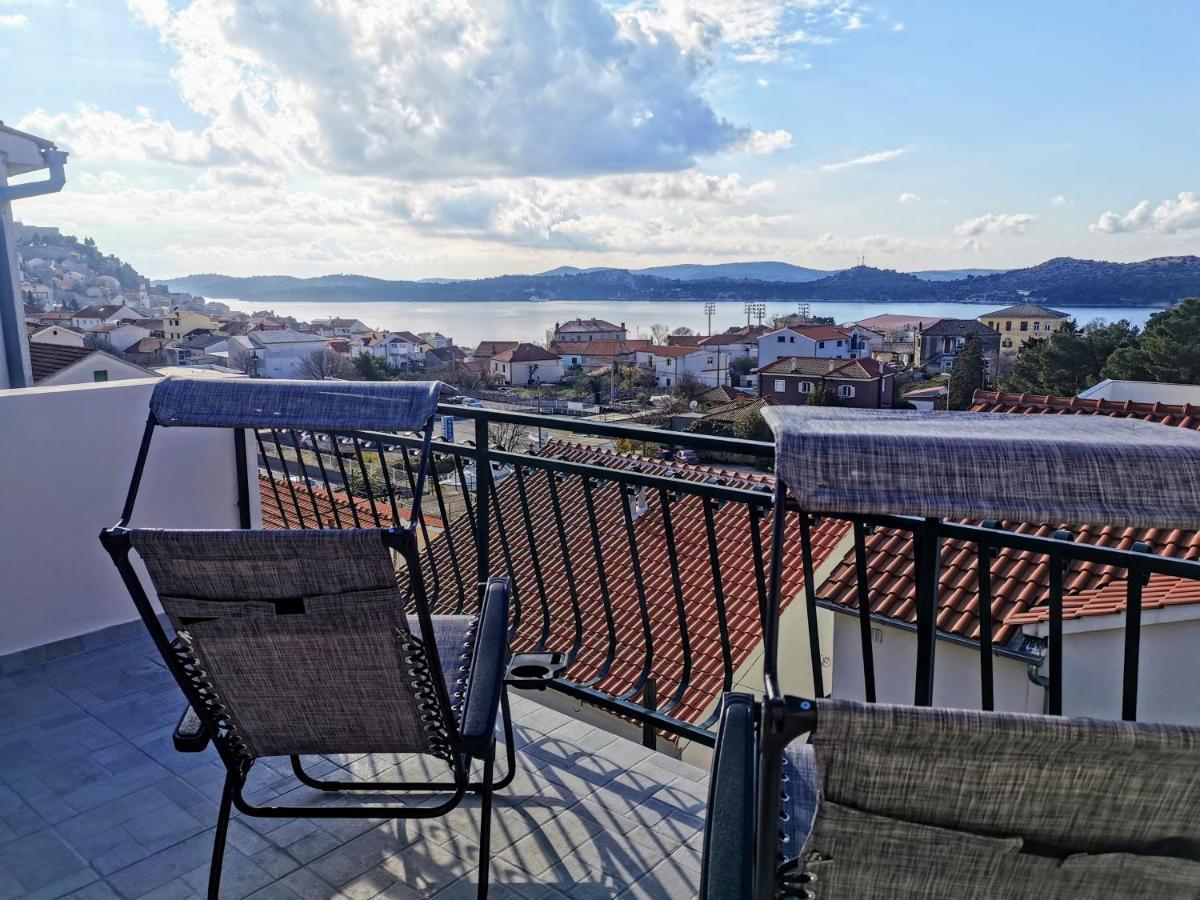 Apartmani Krnic 시베니크 외부 사진